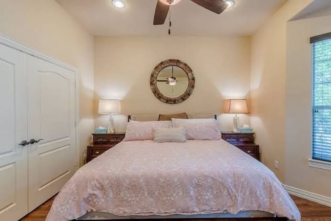 Lake Lewisville Family Getaway-Lake Toys, HotTub, Mini Golf, Theater, Kids Room!