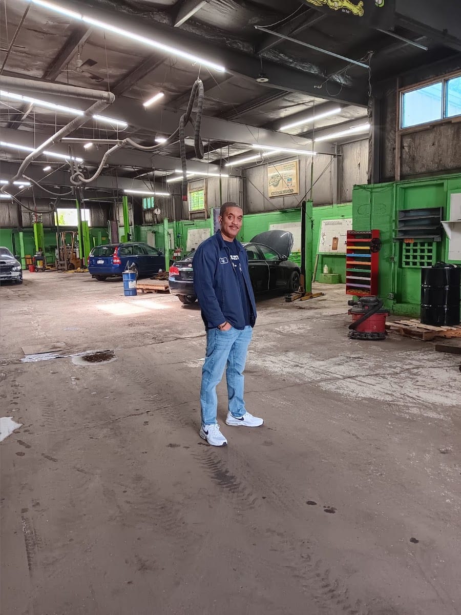 Cliff's Hangar Automotive Repair, photo 2