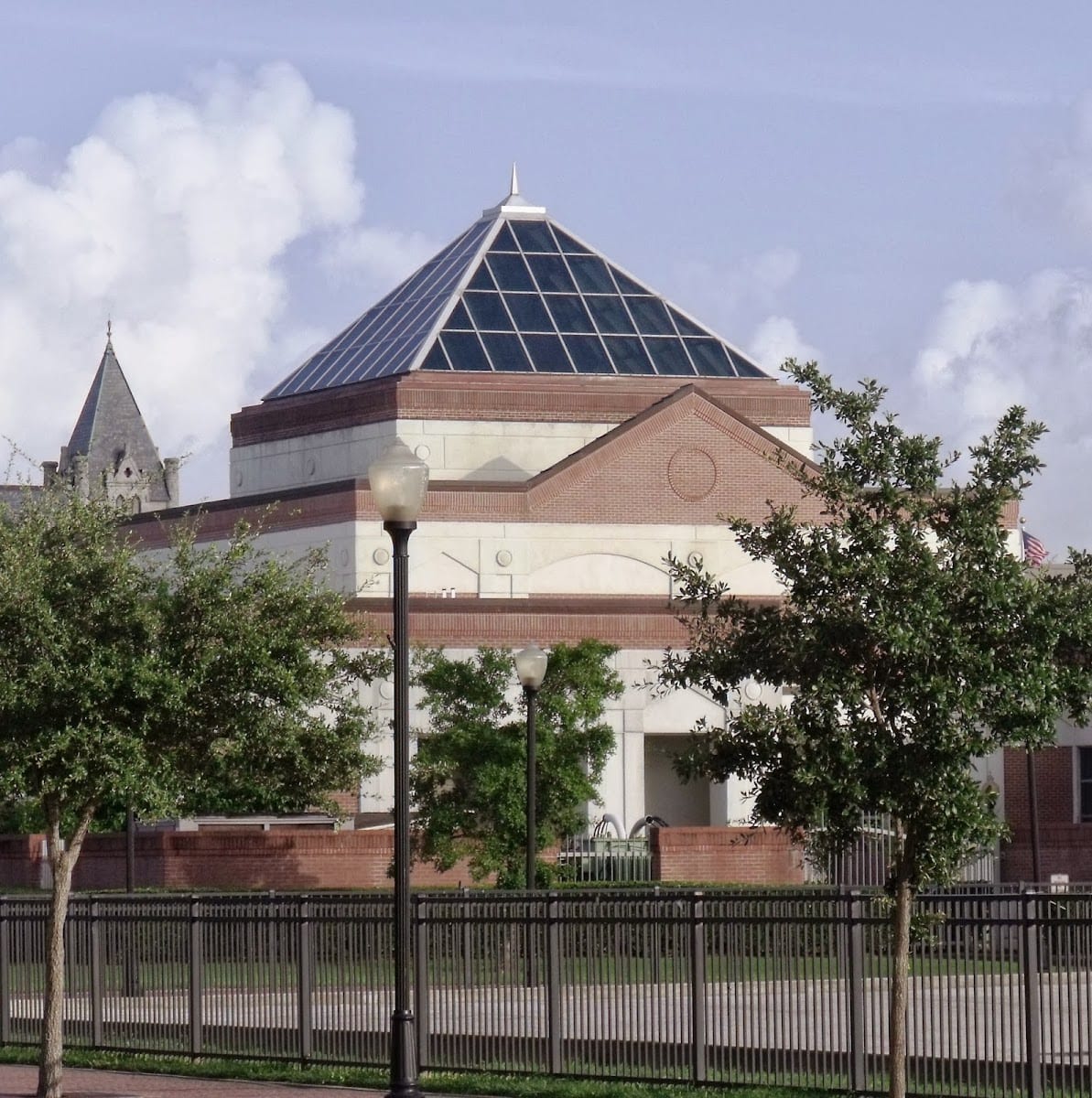 Art Museum of Southeast Texas, photo 3