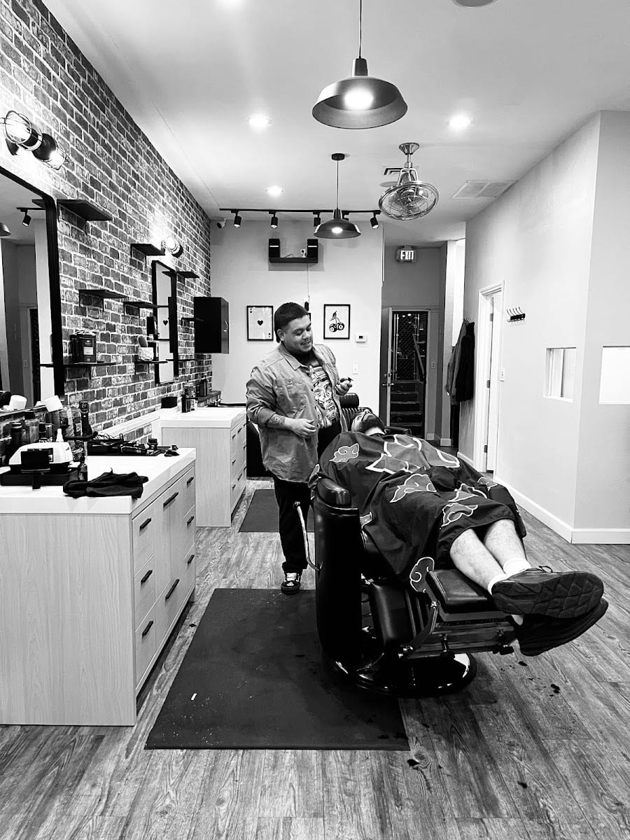 Good Luck Barber Studio