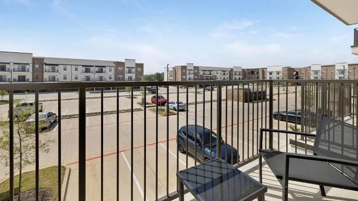 3/2 Cozy Home near UNT & TWU-Pool, BBQ, Gym, Games, photo 3