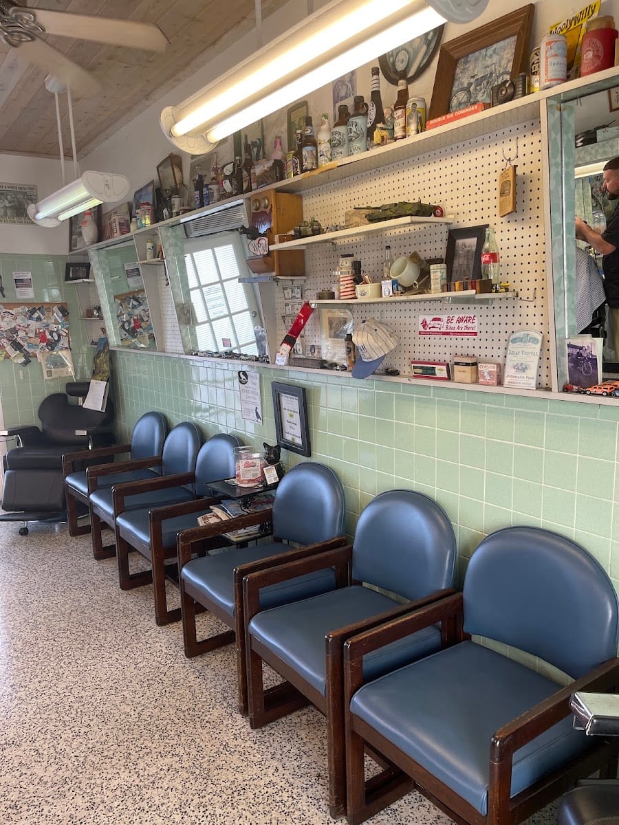 A Village Barber Shop, photo 2
