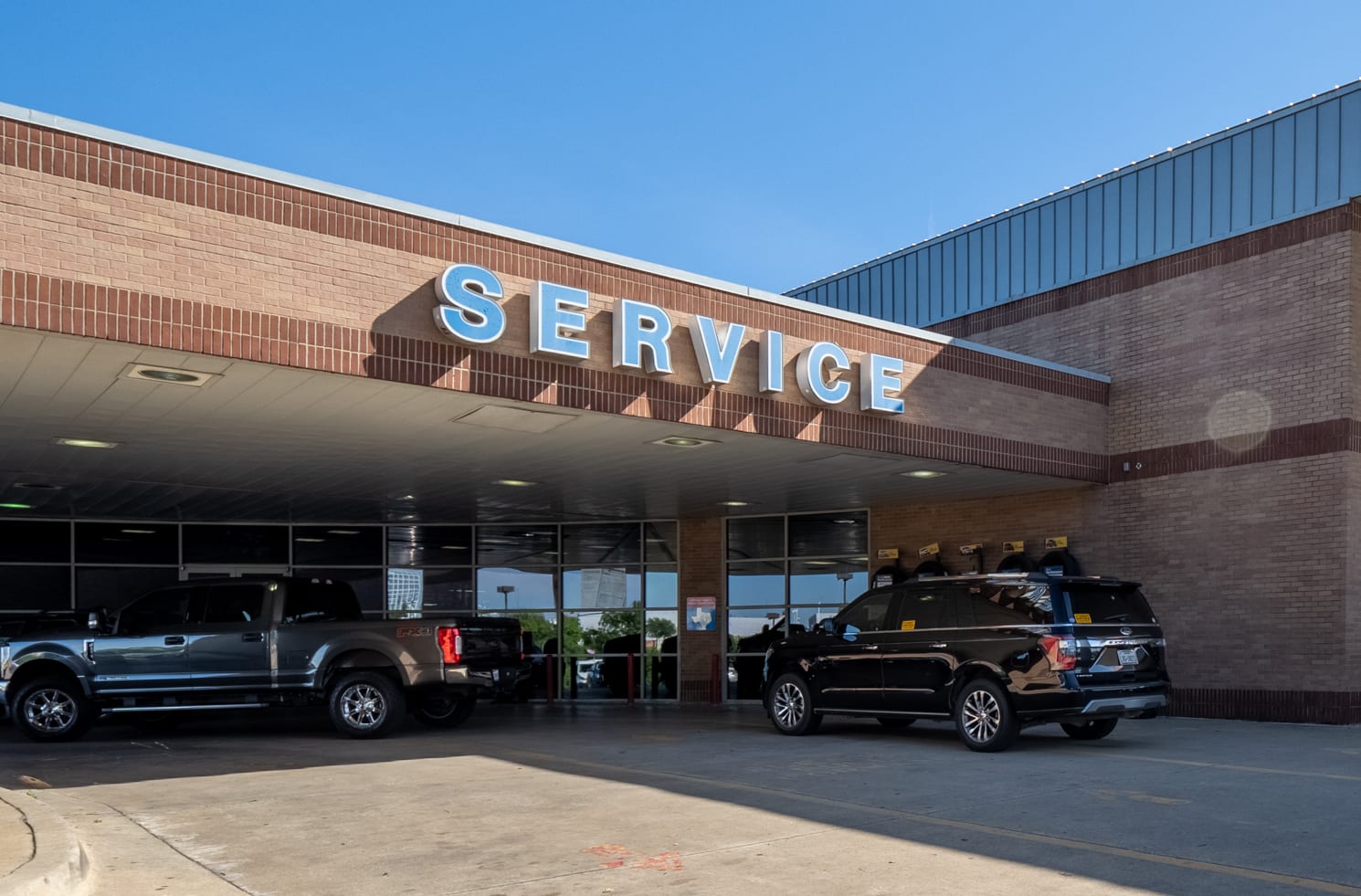 AutoNation Ford Frisco Service Center, photo 2