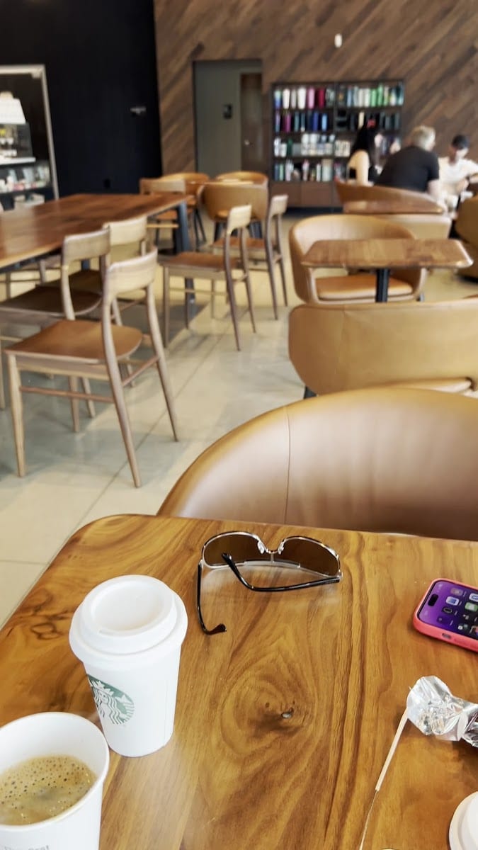 Starbucks Coffee Company, photo 3