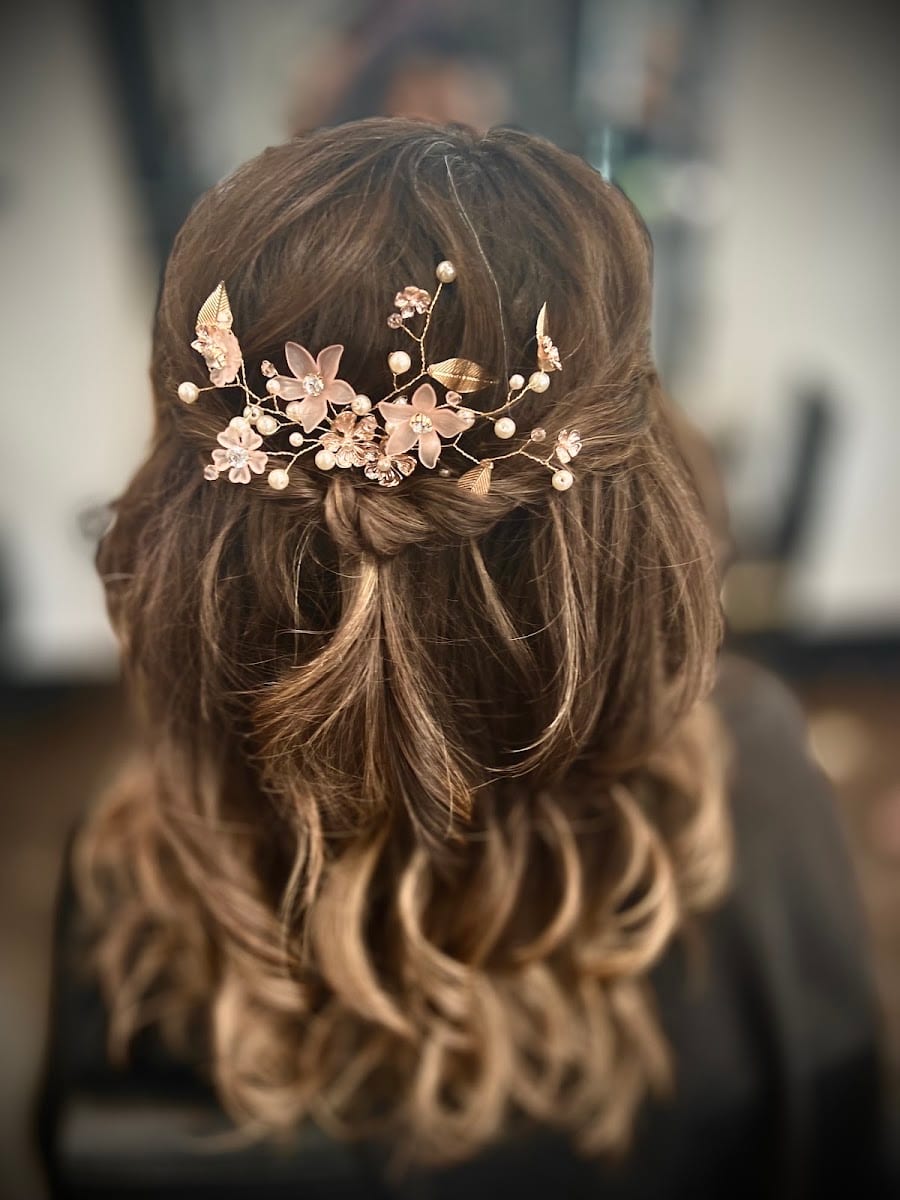 Elevate Salon Studios