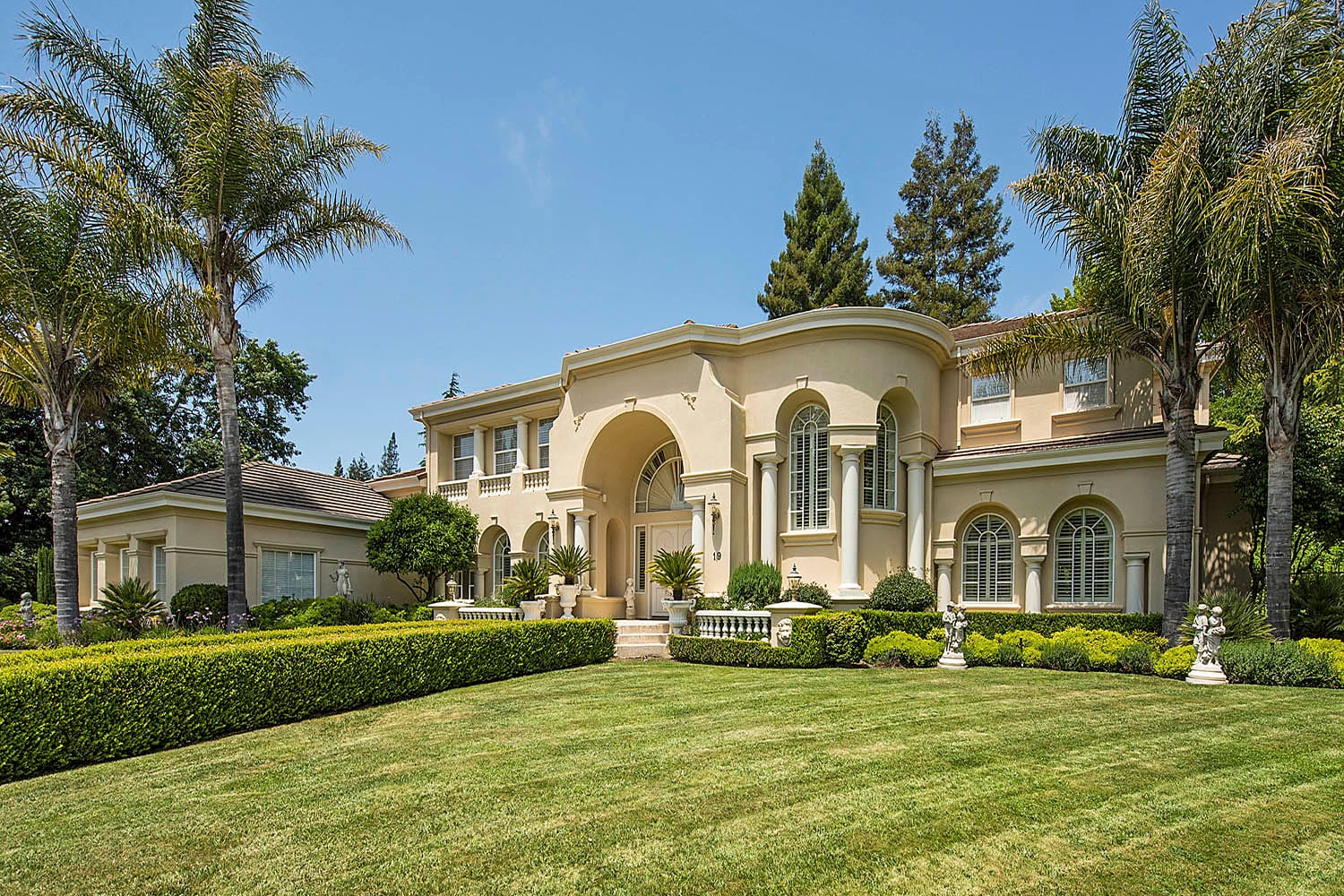 Yvonne Rich - Napa Valley Luxury Real Estate, photo 3