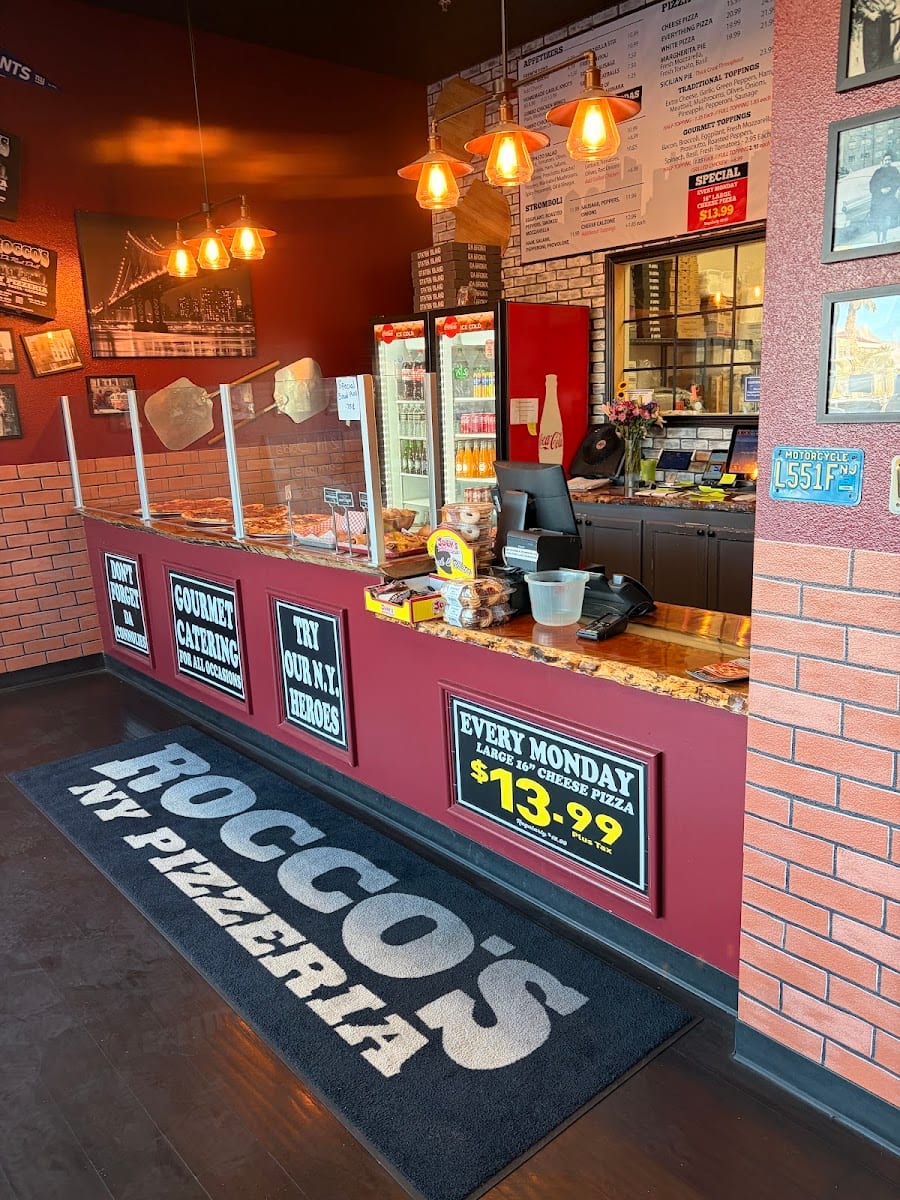 Rocco's NY Pizza - Centennial
