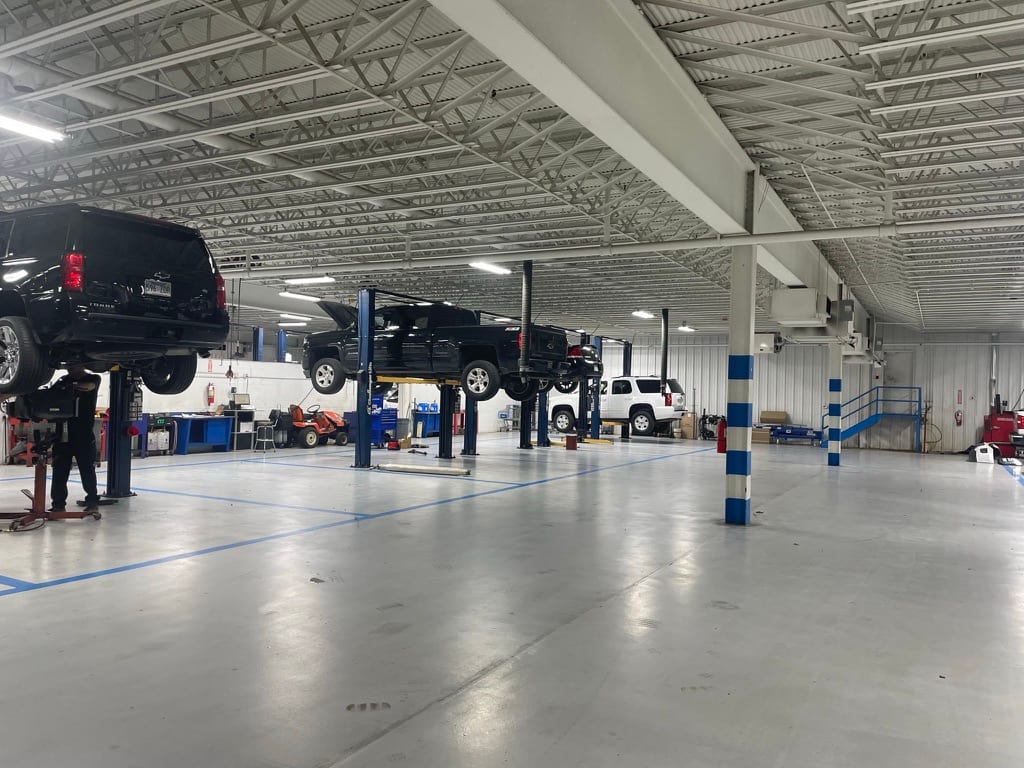 Crain Chevrolet Parts Shop, photo 4