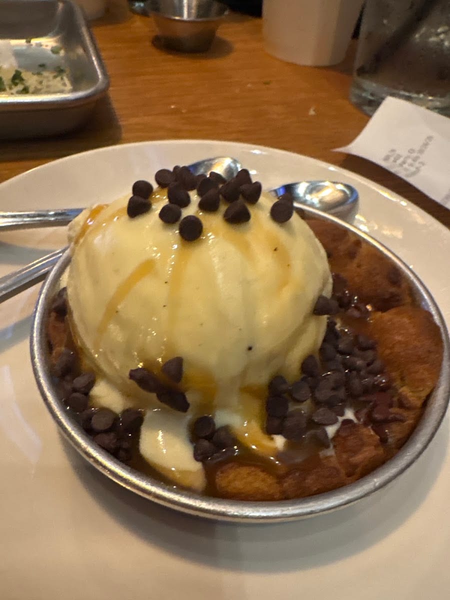 BJ's Restaurant & Brewhouse, photo 4