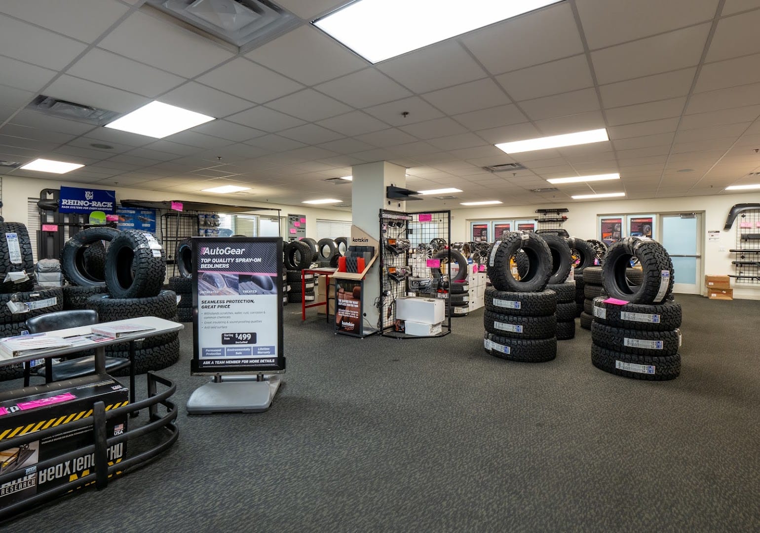 AutoNation Toyota Arapahoe Parts Center, photo 3