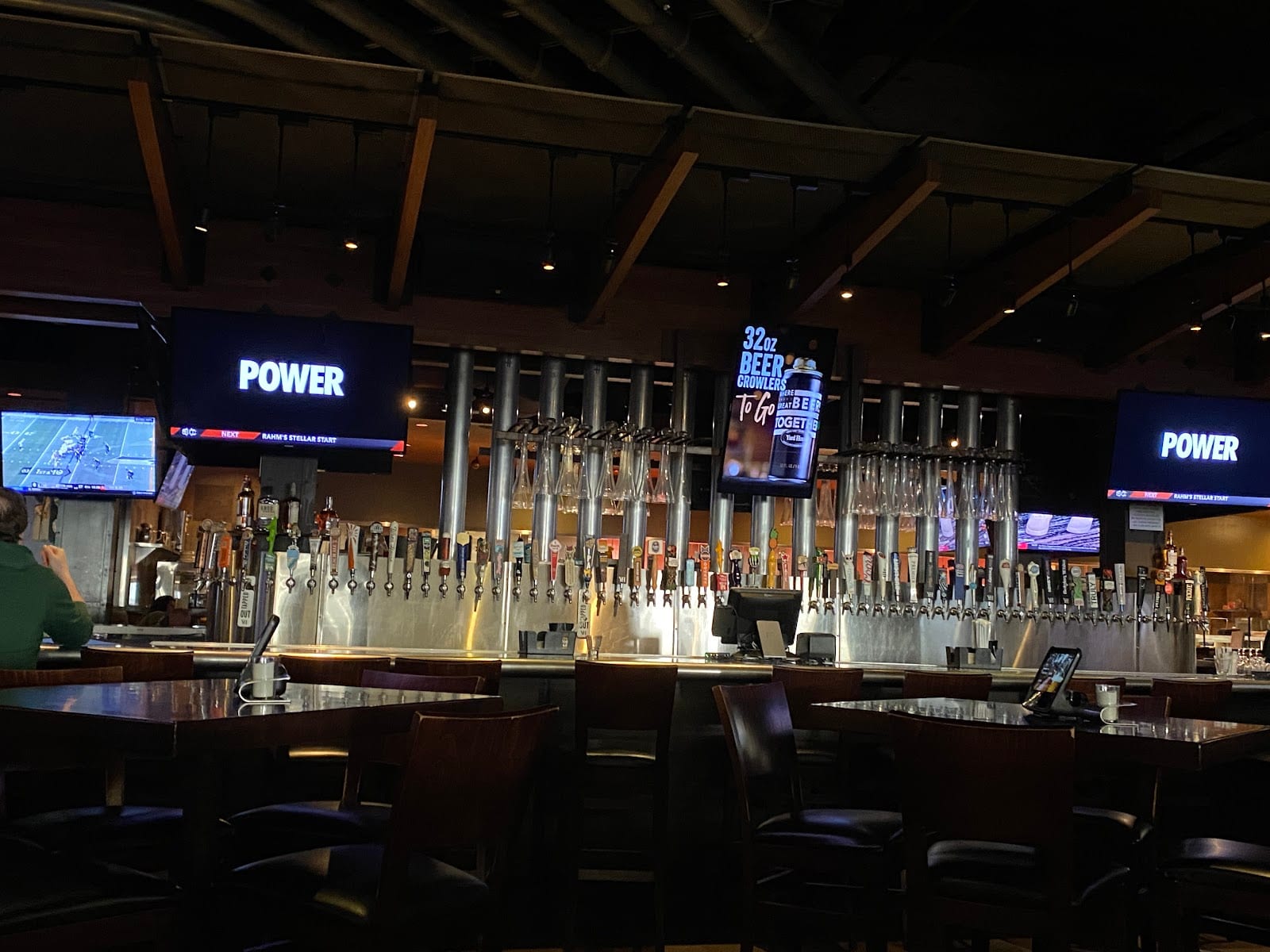 Yard House, photo 4