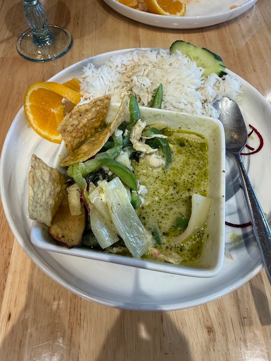 Sweet Basil Thai Cuisine, photo 2