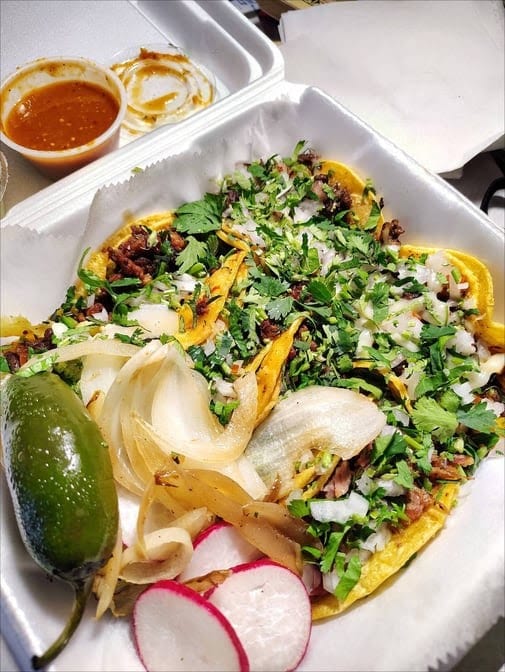 Taquería Los Compadres