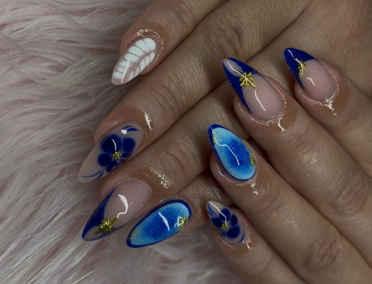 Mt nails & spa