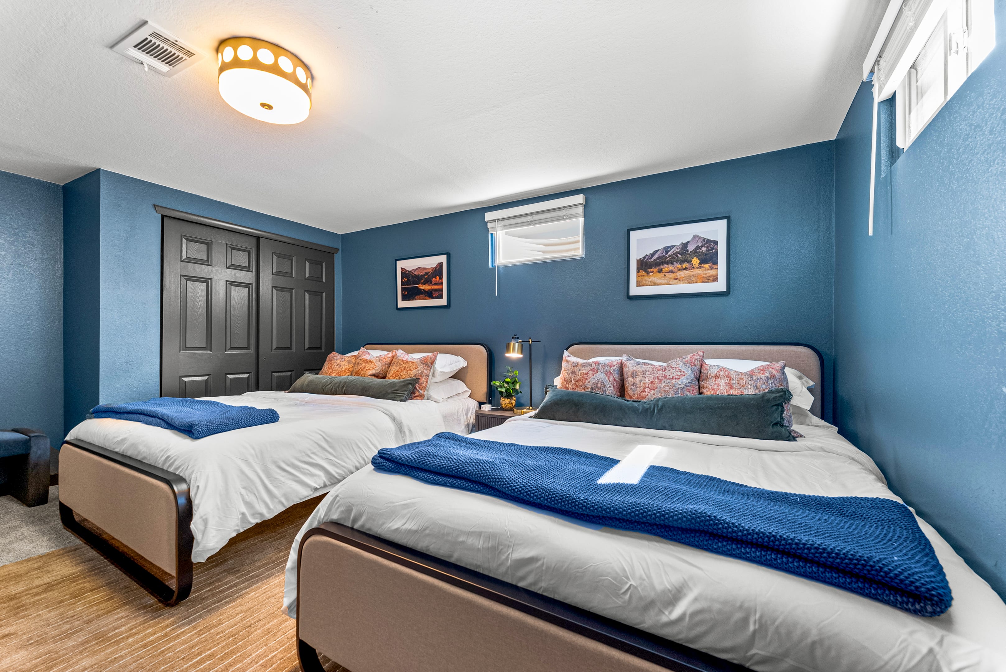 Theater, Hot Tub, Mini Golf, Luxe Fun House