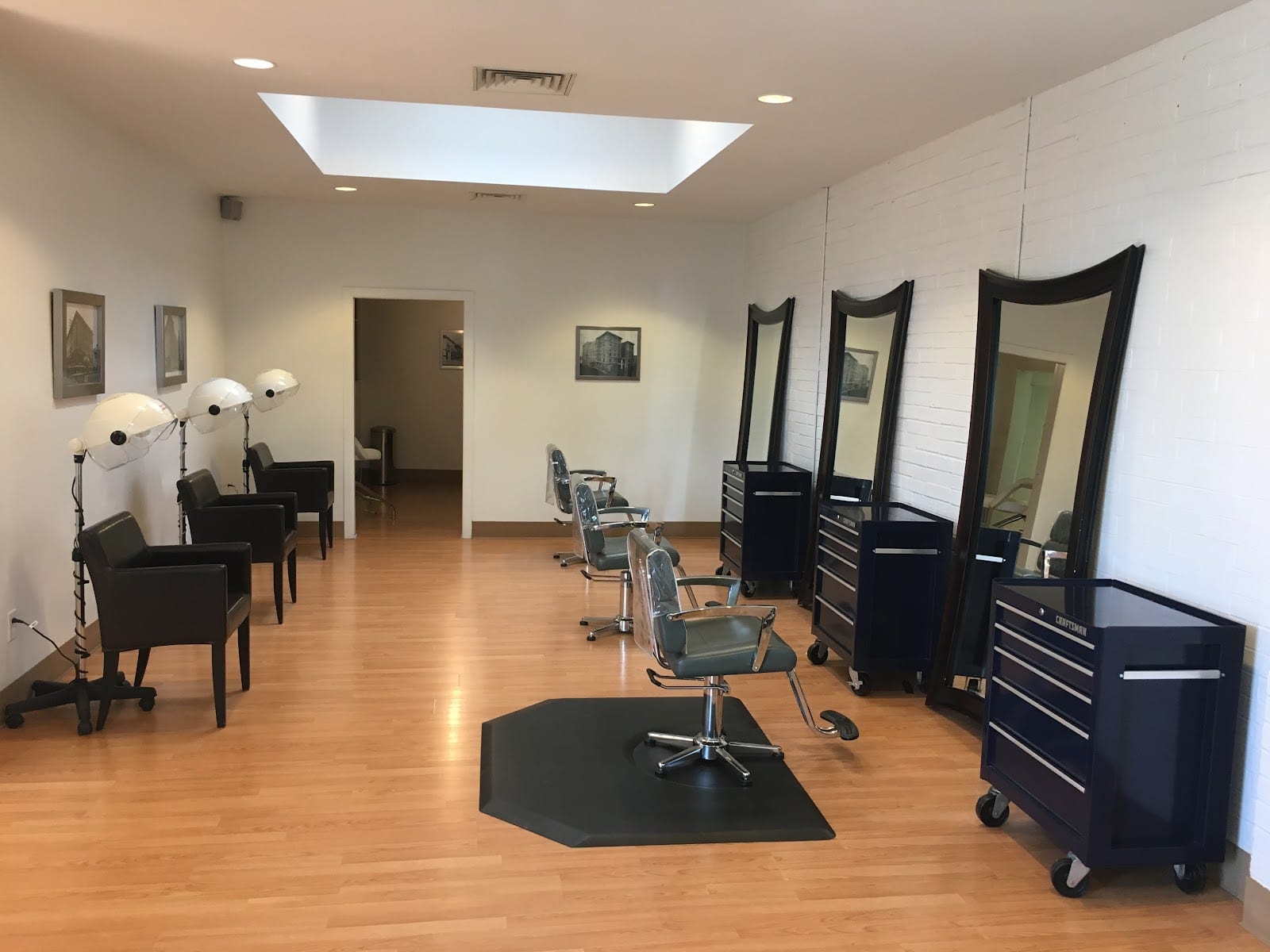 identity hair studio