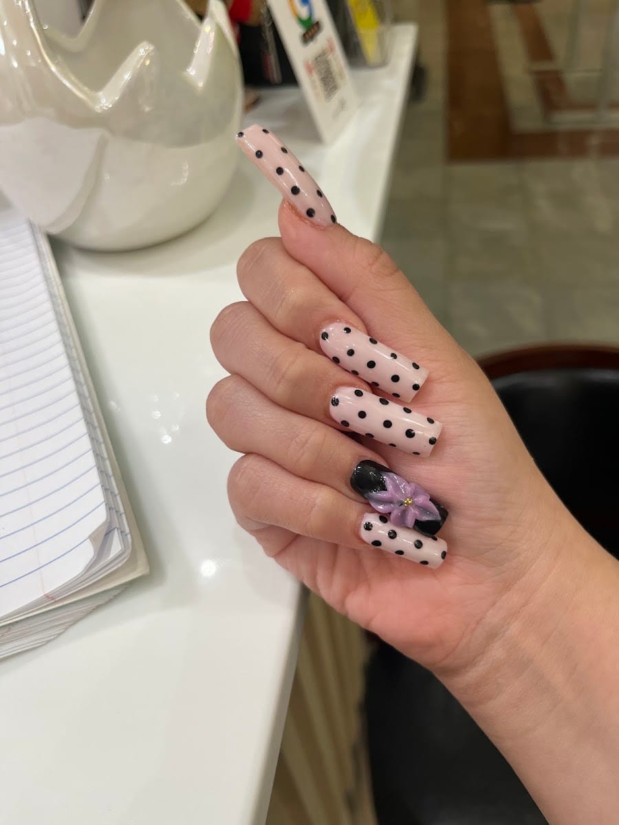 Super Nails & Spa, photo 3