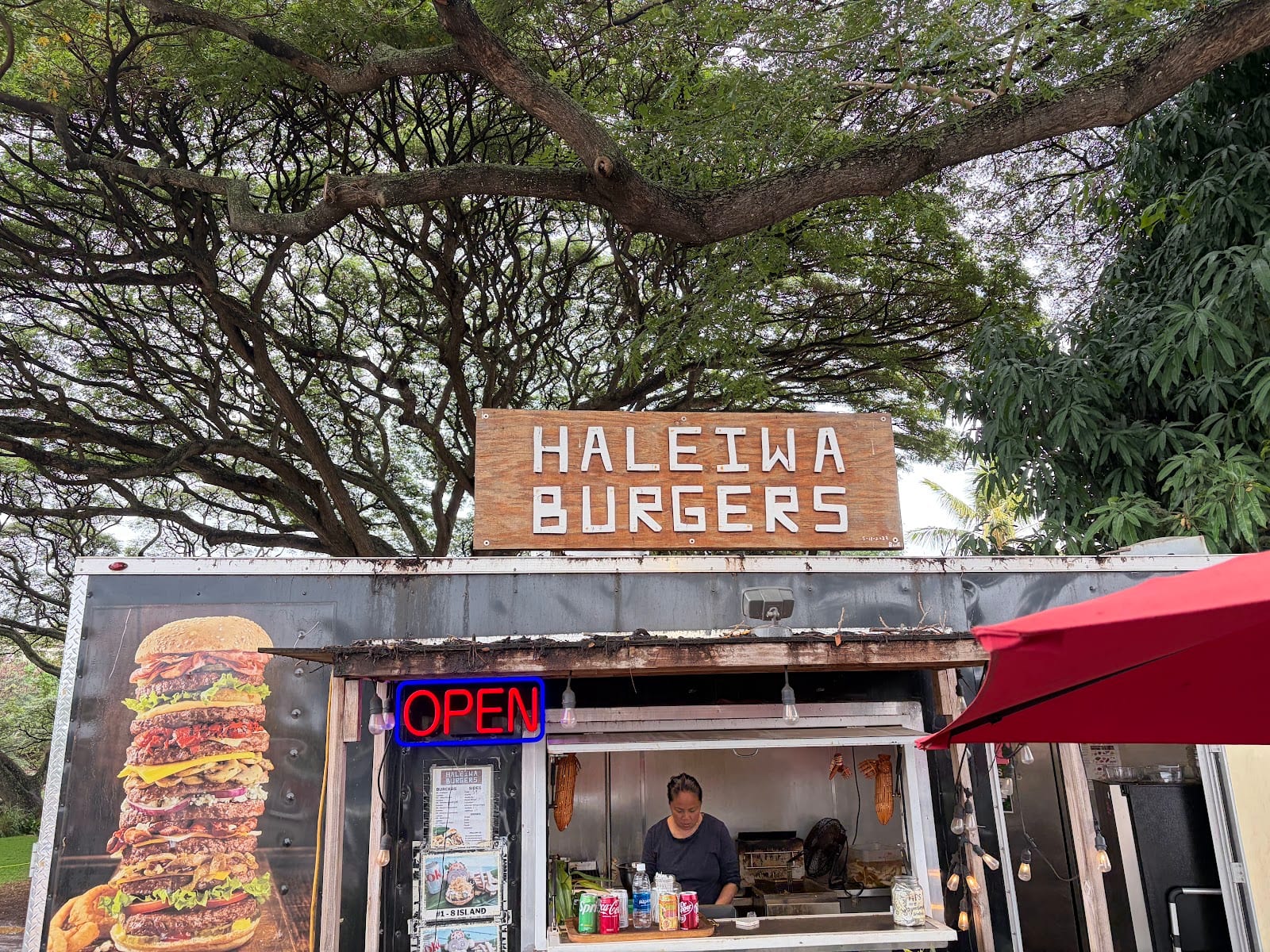 Haleiwa Burgers