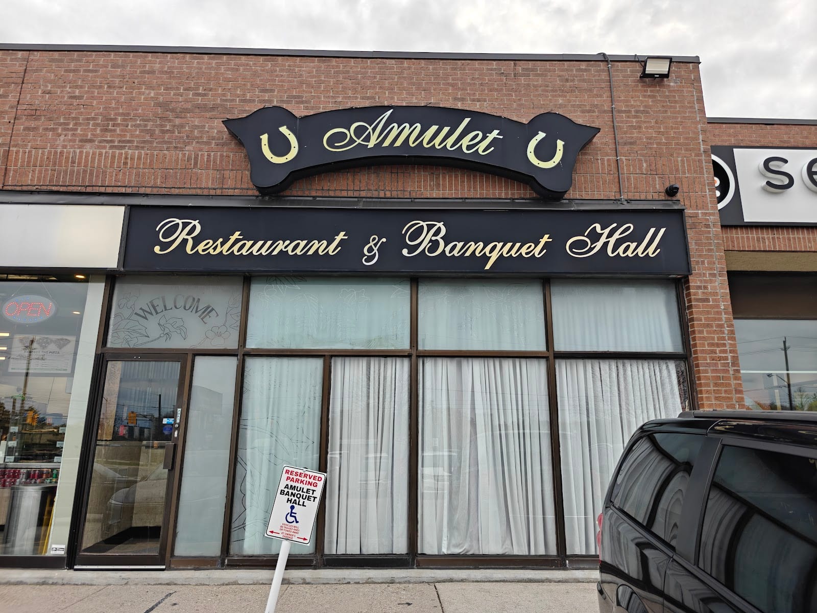 Amulet Restaurant & Banquet Hall