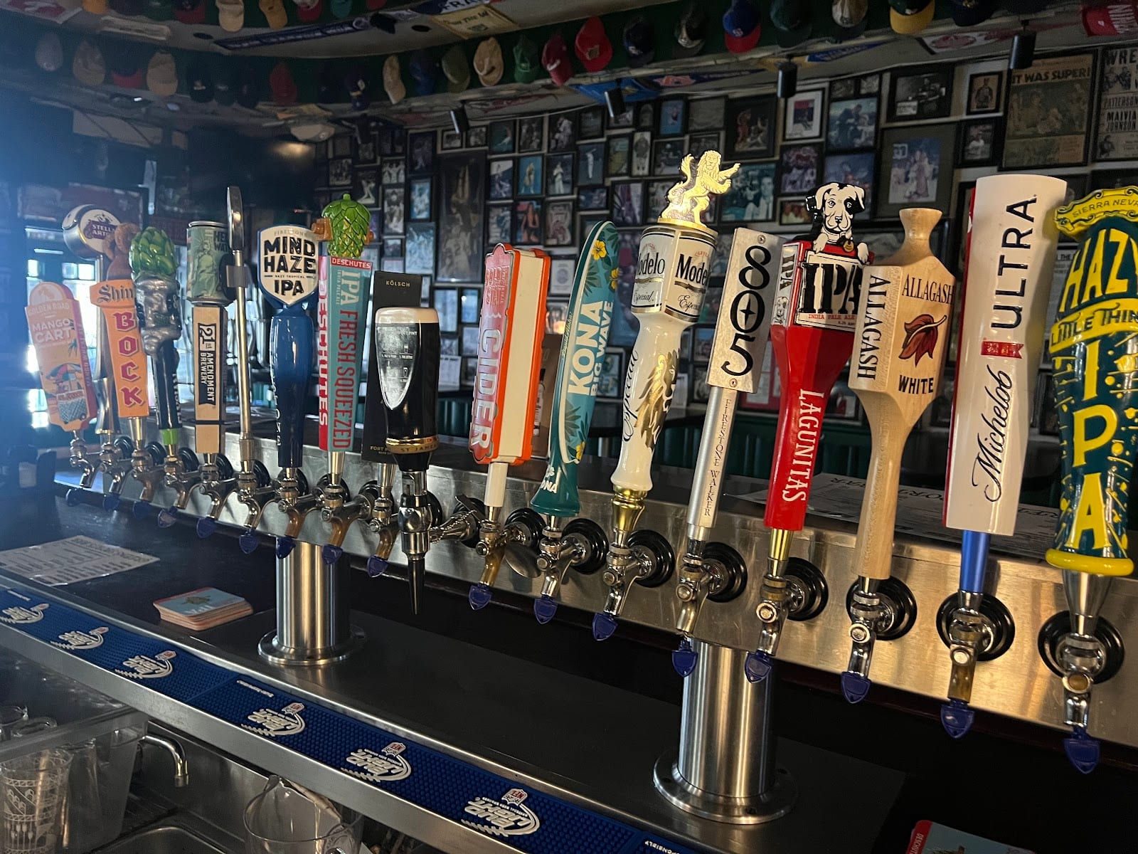 Greens Sports Bar, photo 2