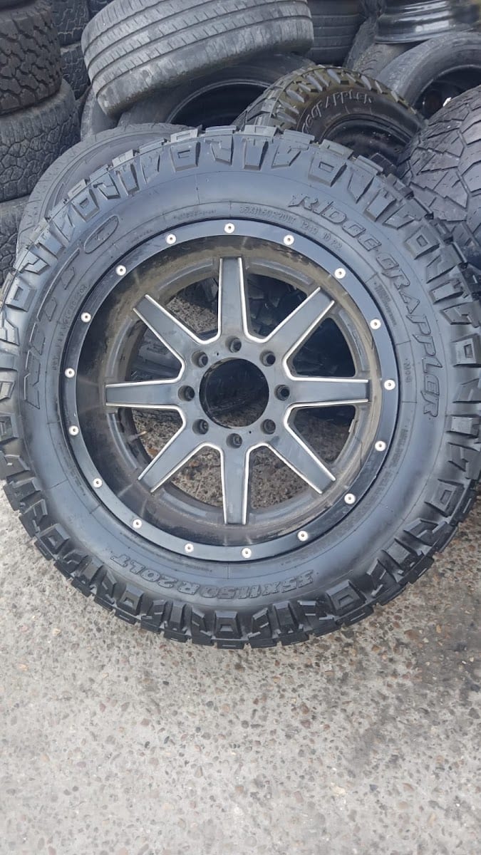 Los 2 hermanos Llantera Mobil. - mobile tire, photo 4