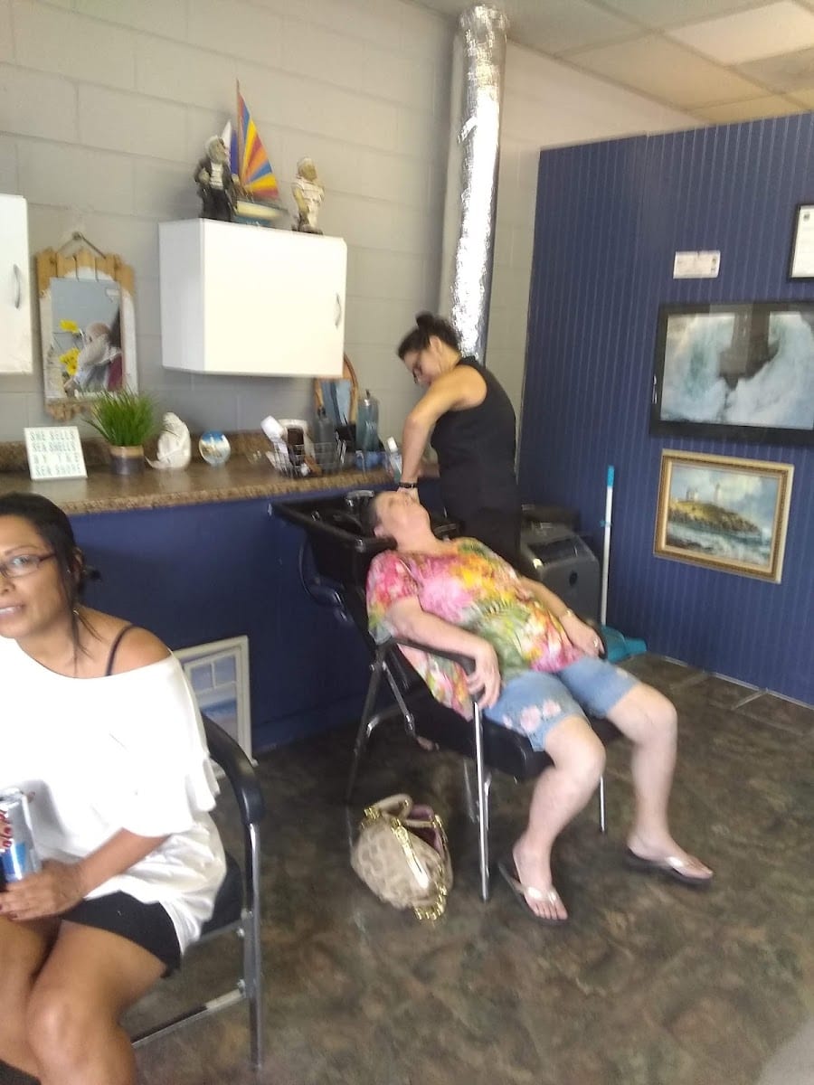 Cut N Up 2 Salon