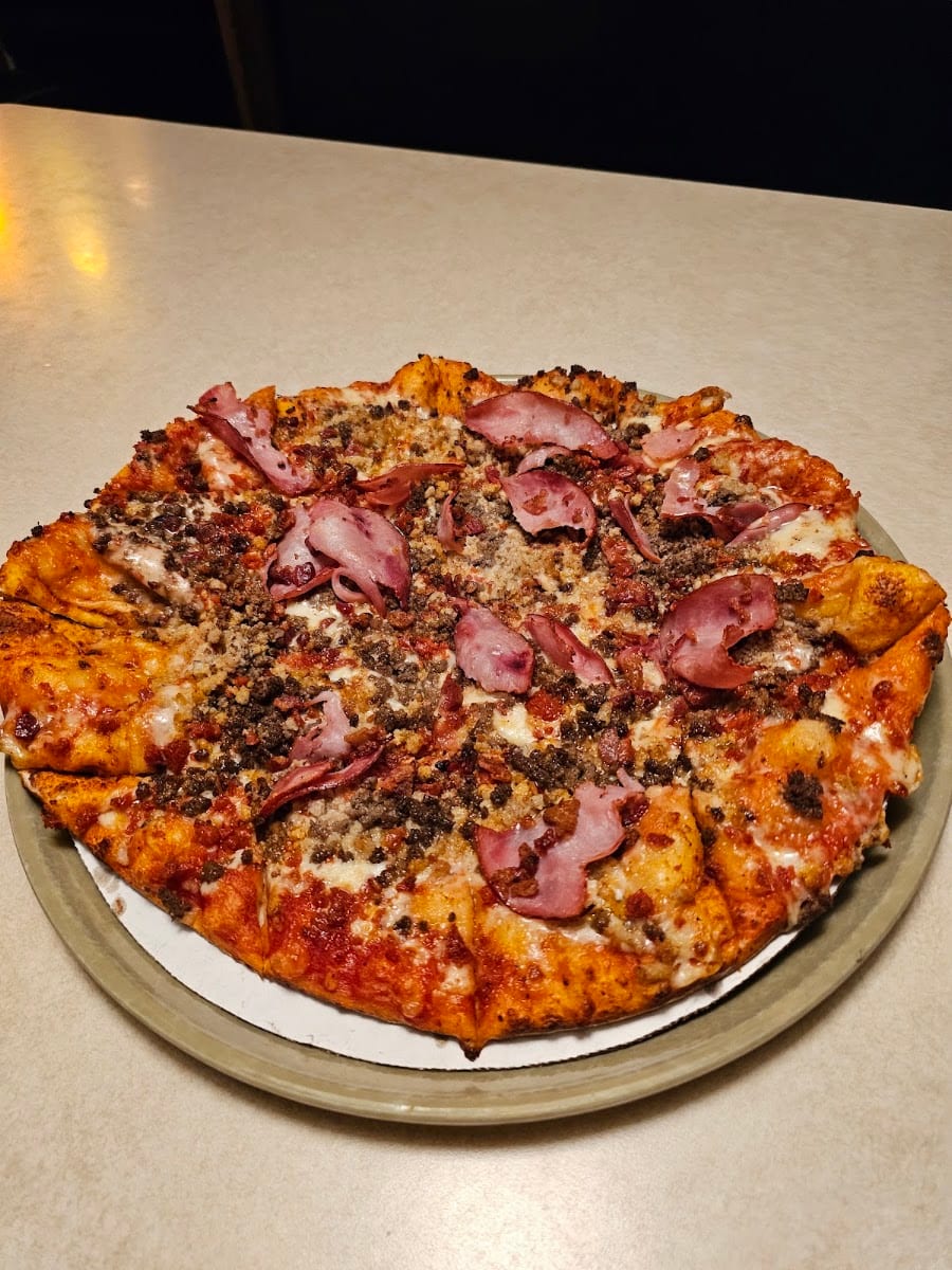 Clara’s Pizza King