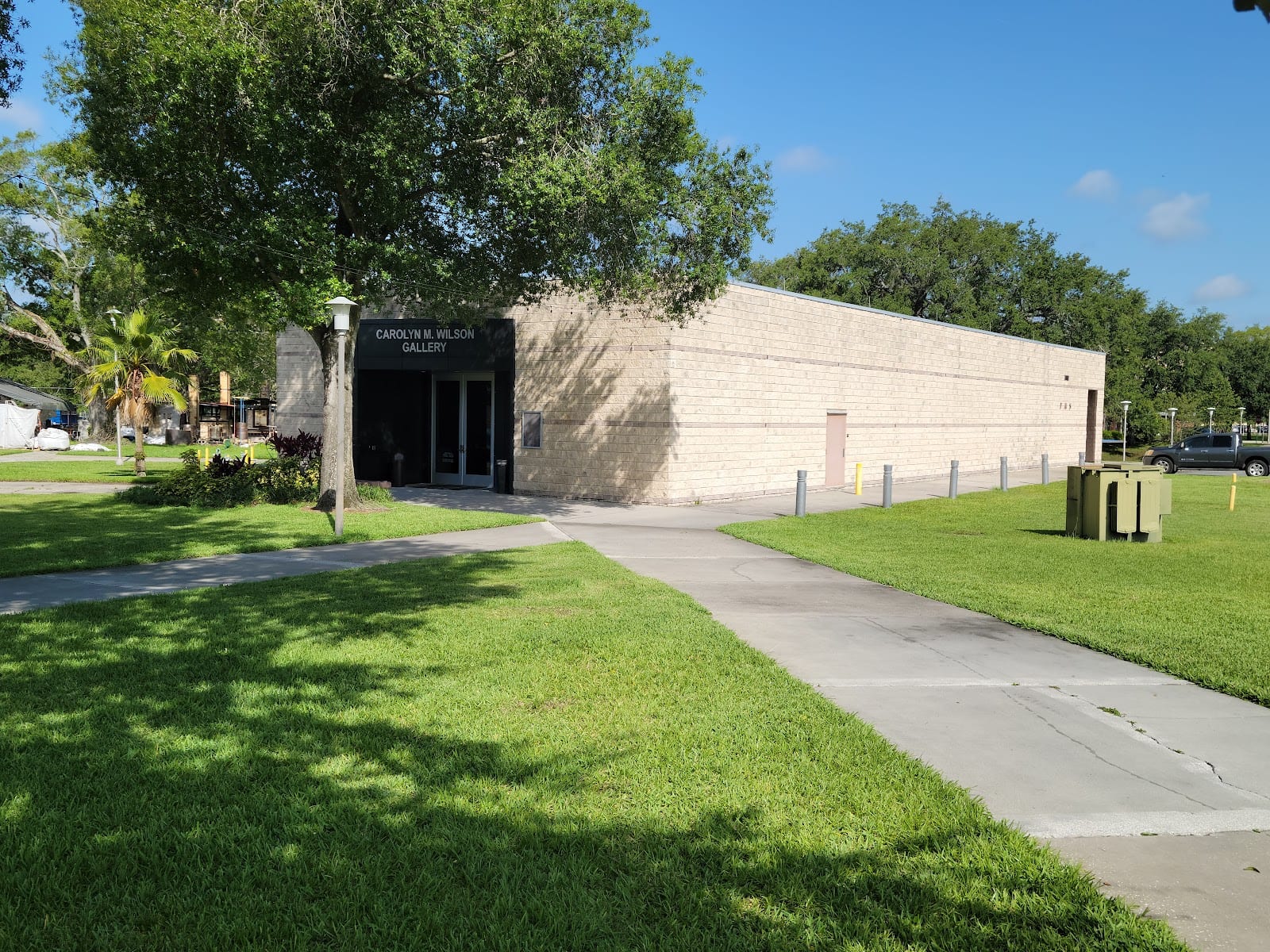 USF Carolyn M. Wilson Art Gallery, photo 3