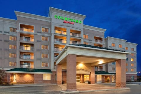 Best Western Plus Toronto North York Hotel & Suites