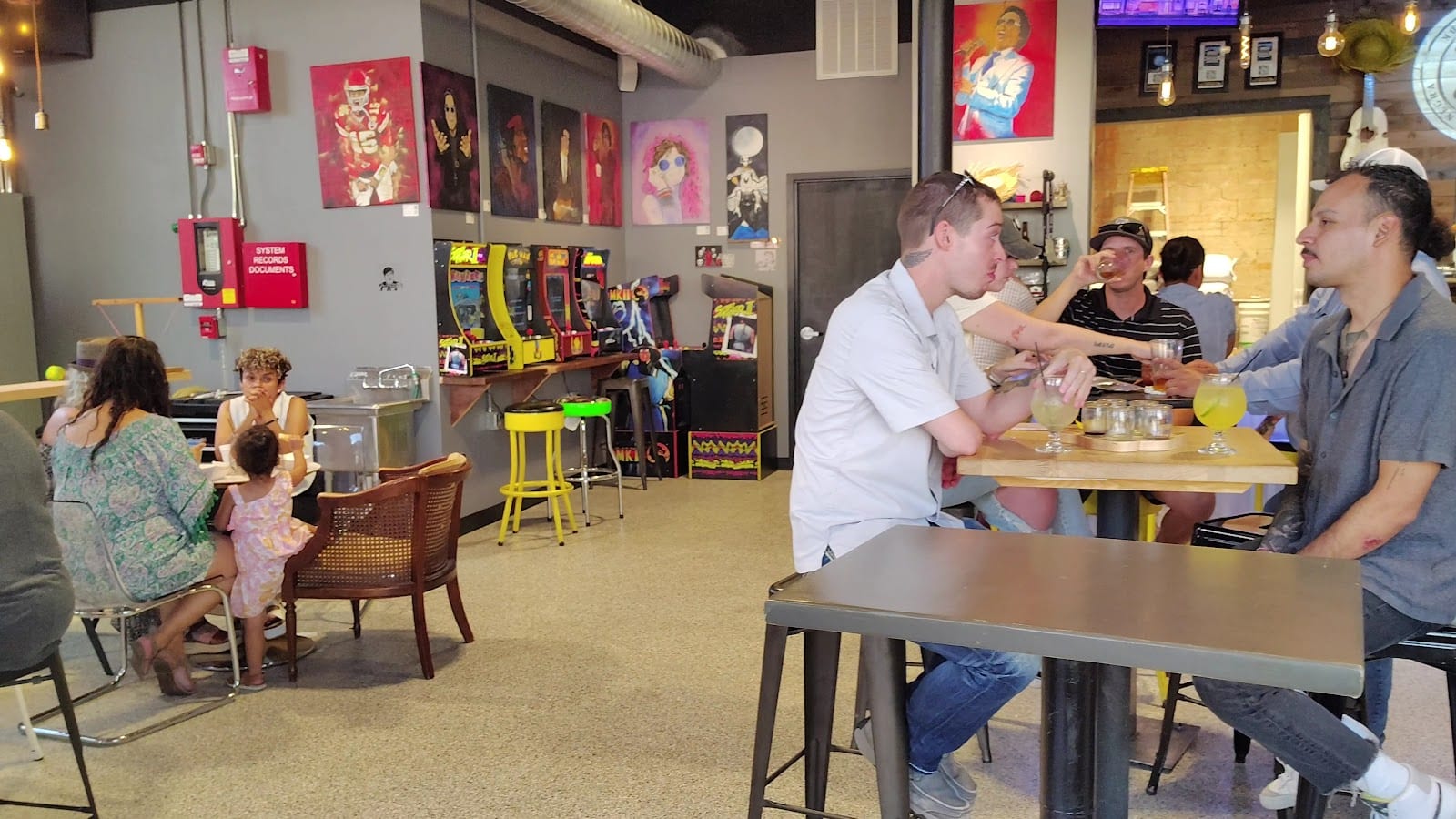 Mano Negra Brewing Co. & Sangria House, photo 2