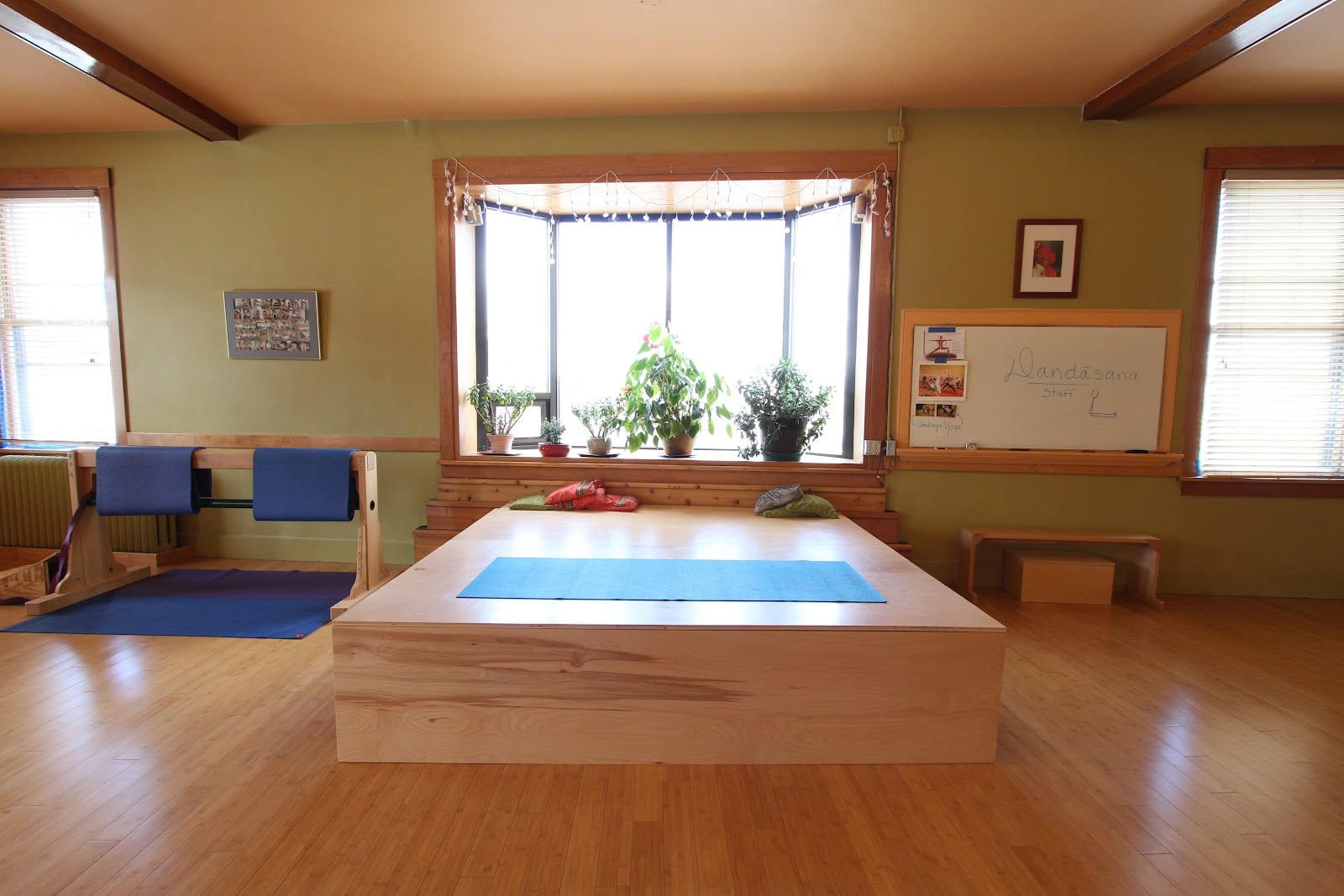 Northern Lights Yoga, photo 3