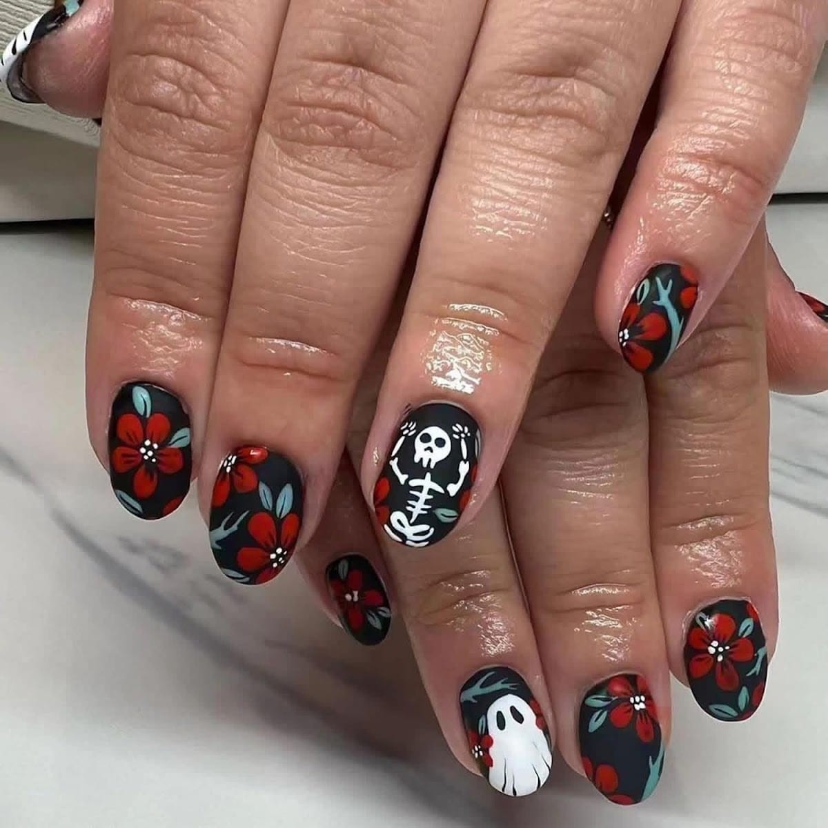 Cosmic Nails by Hannah, photo 2
