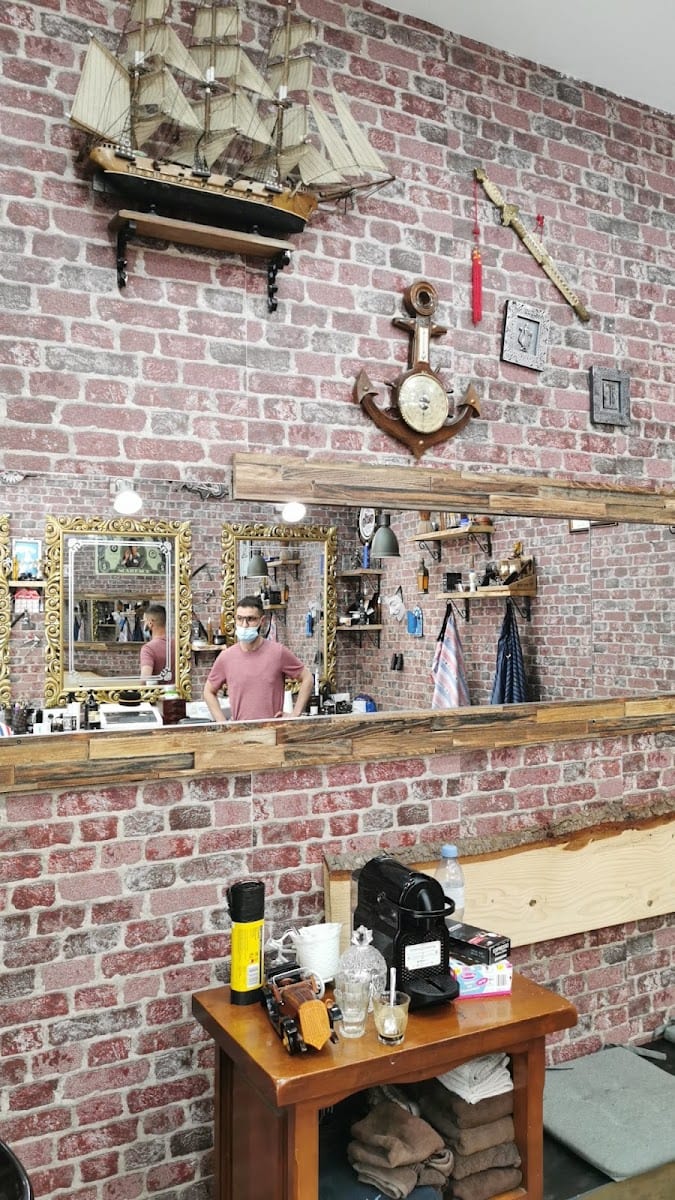 Barbershop LASS _ Salon de coiffure Homme_Paris 11, photo 2