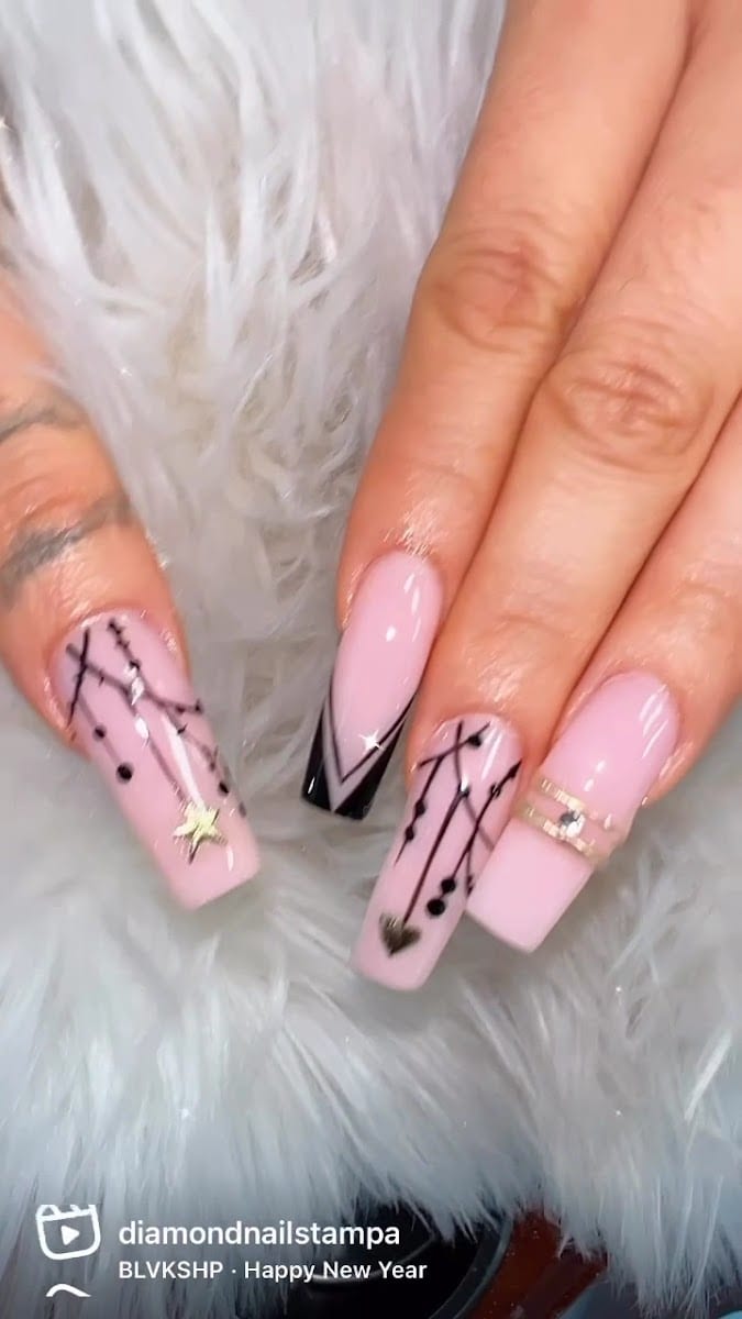 Diamond Nails, photo 3