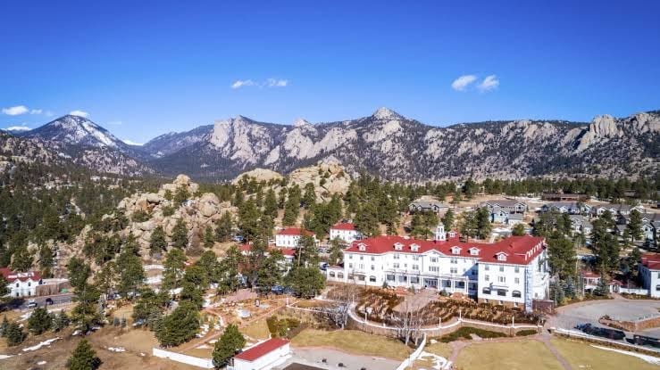 Top Quality Home -Moose Lodge - Great Prices close to RMNP dntn EP hiking trails
