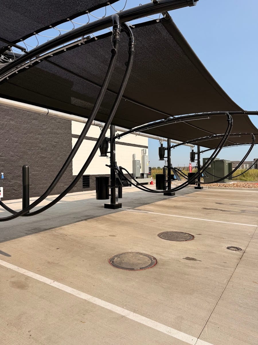 Club Car Wash, photo 3
