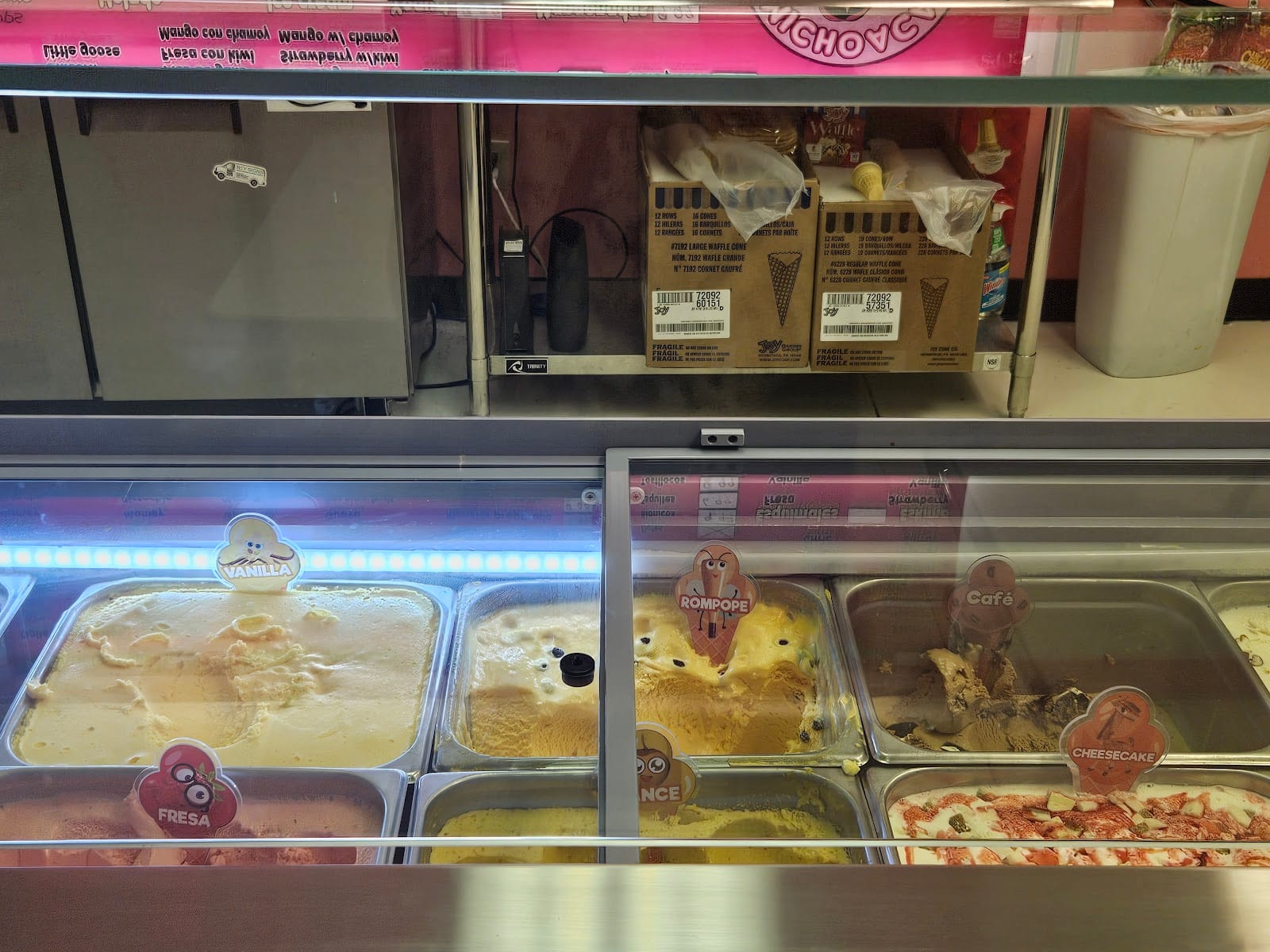 Mi Michoacana Ice Cream and More, photo 3