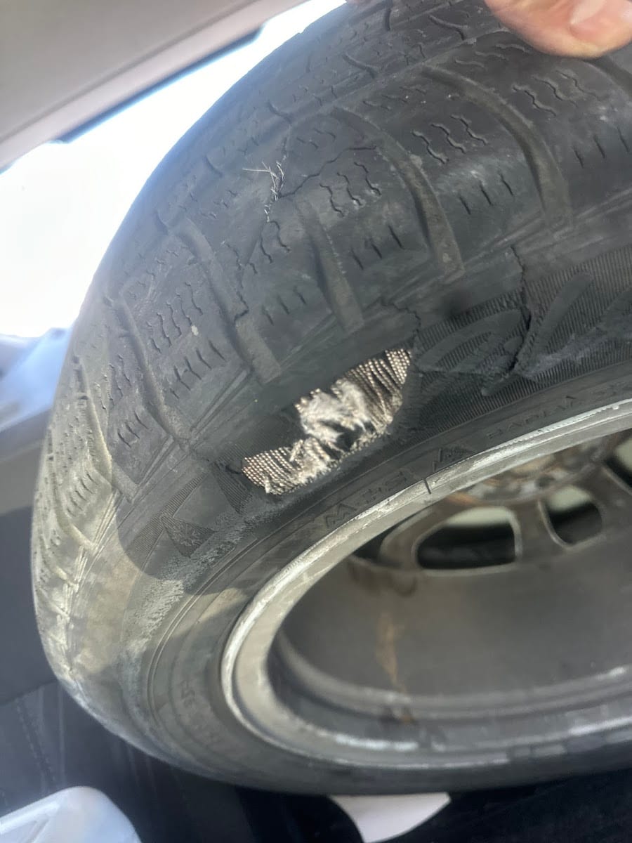 Rivera's Tire Shop, photo 2