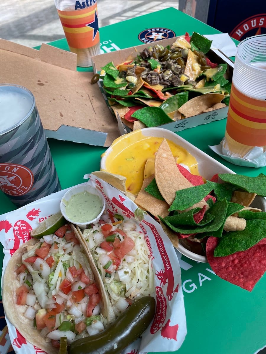 El Tiempo Cantina - Daikin Park, photo 3