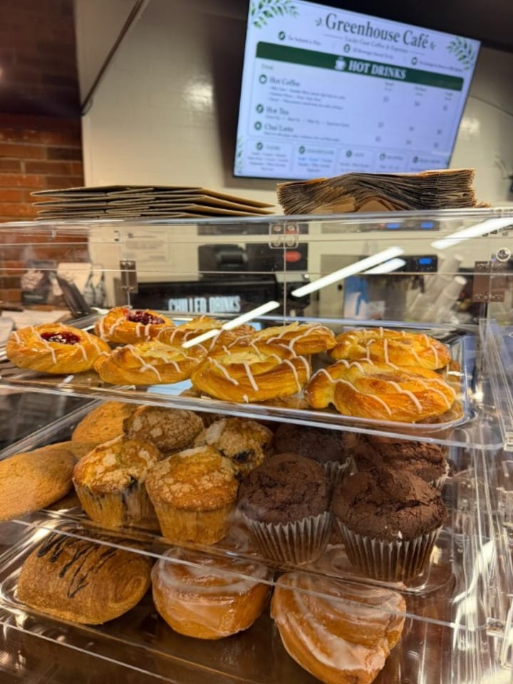 MRT Greenhouse Cafe, photo 3