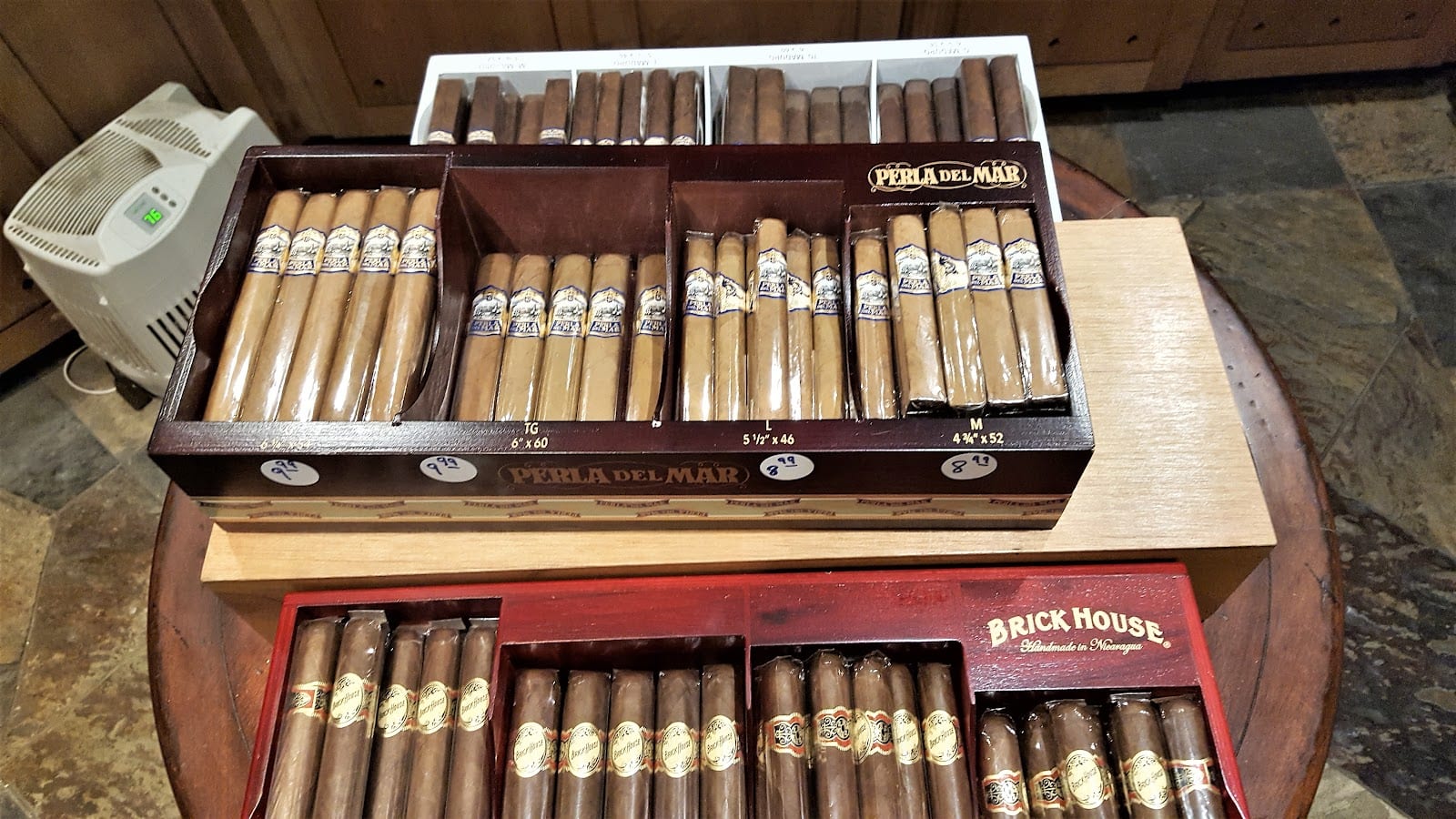 Club Aficionado Cigar Bar, Lounge and Restaurant, photo 4