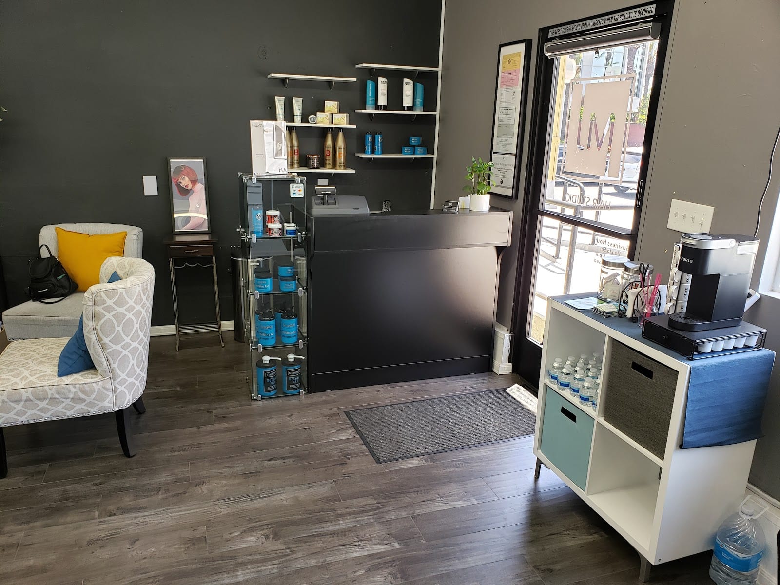 MJ Hair Salon
