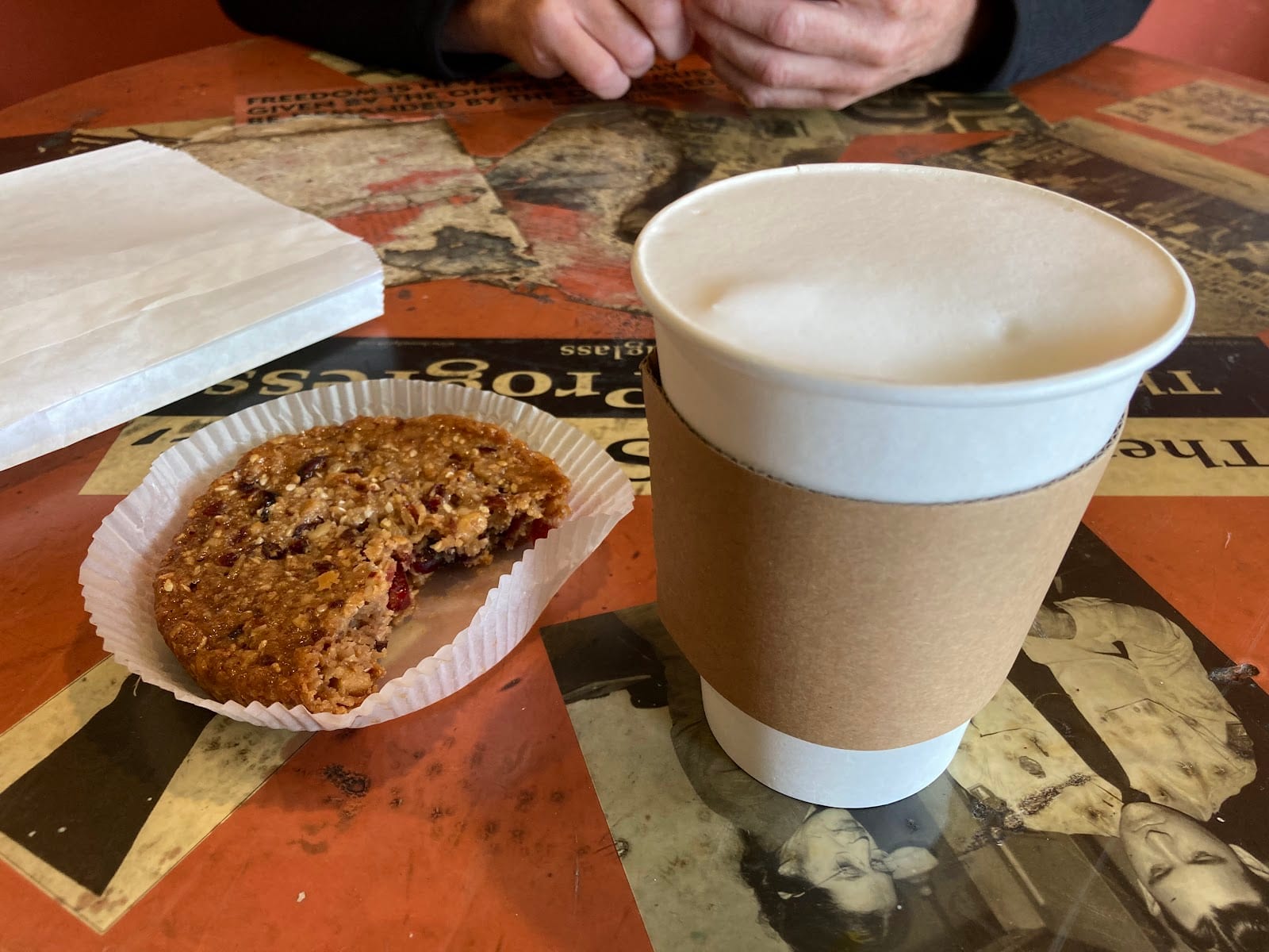 Coffee To The People, photo 3