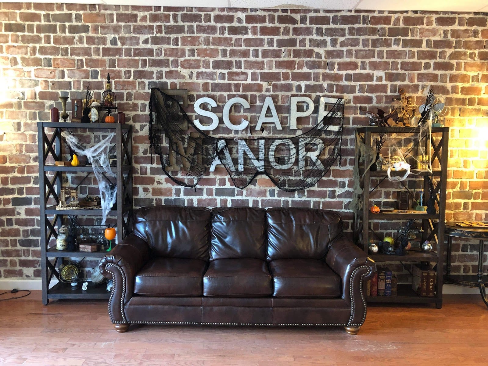 Escape Manor