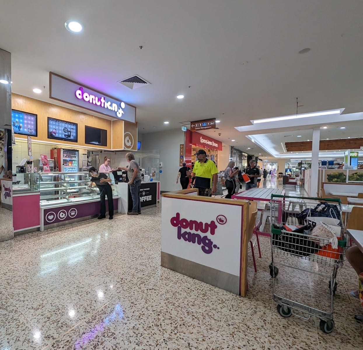 Donut King Caneland Central, photo 2