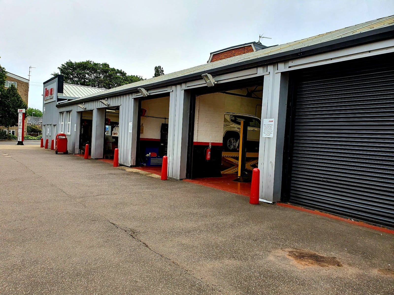 Tyre Pros Norwich - Old Palace Road, photo 3