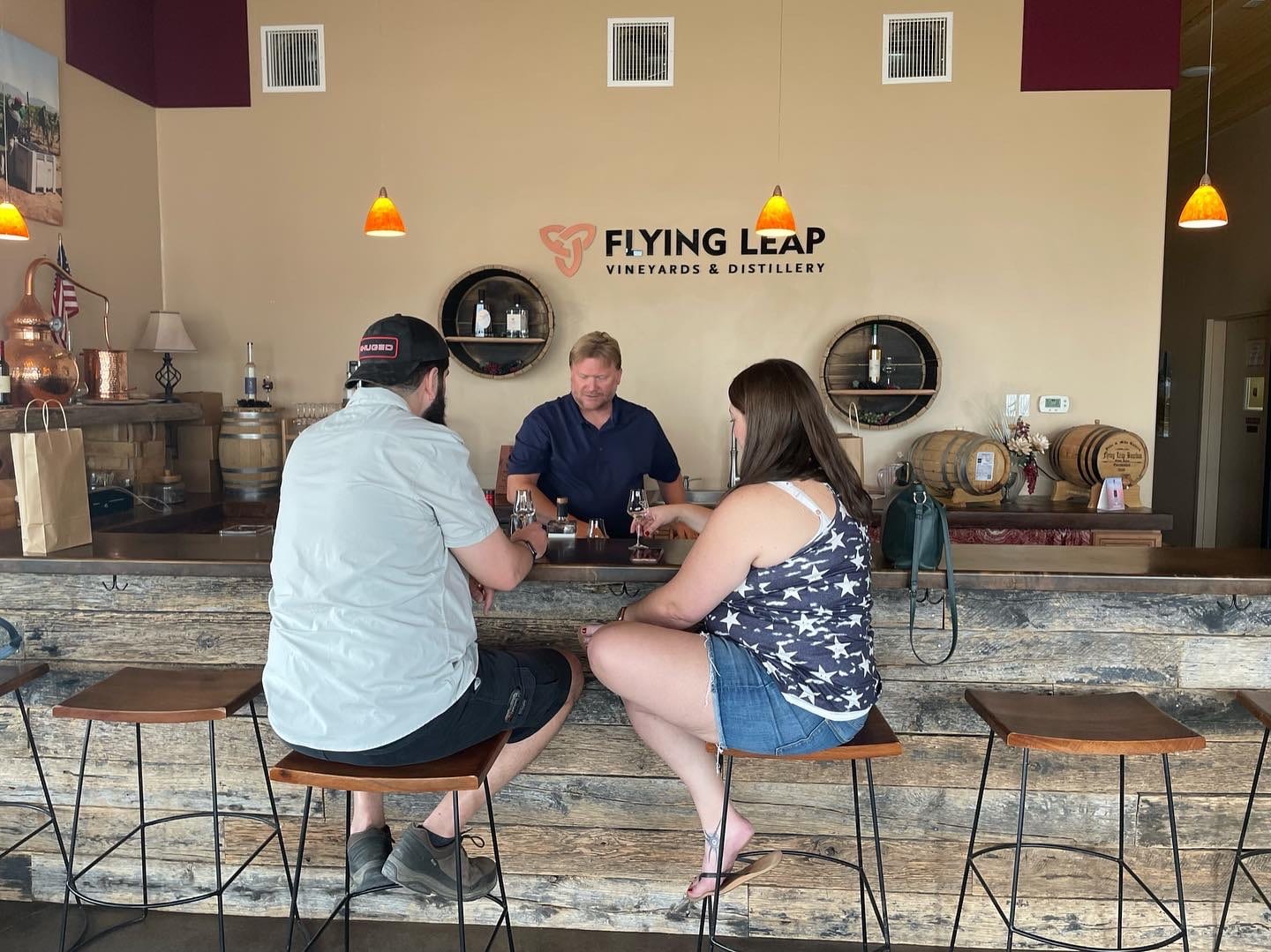 Flying Leap Vineyards Tucson Tasting Room & Fine Art Gallery, photo 2