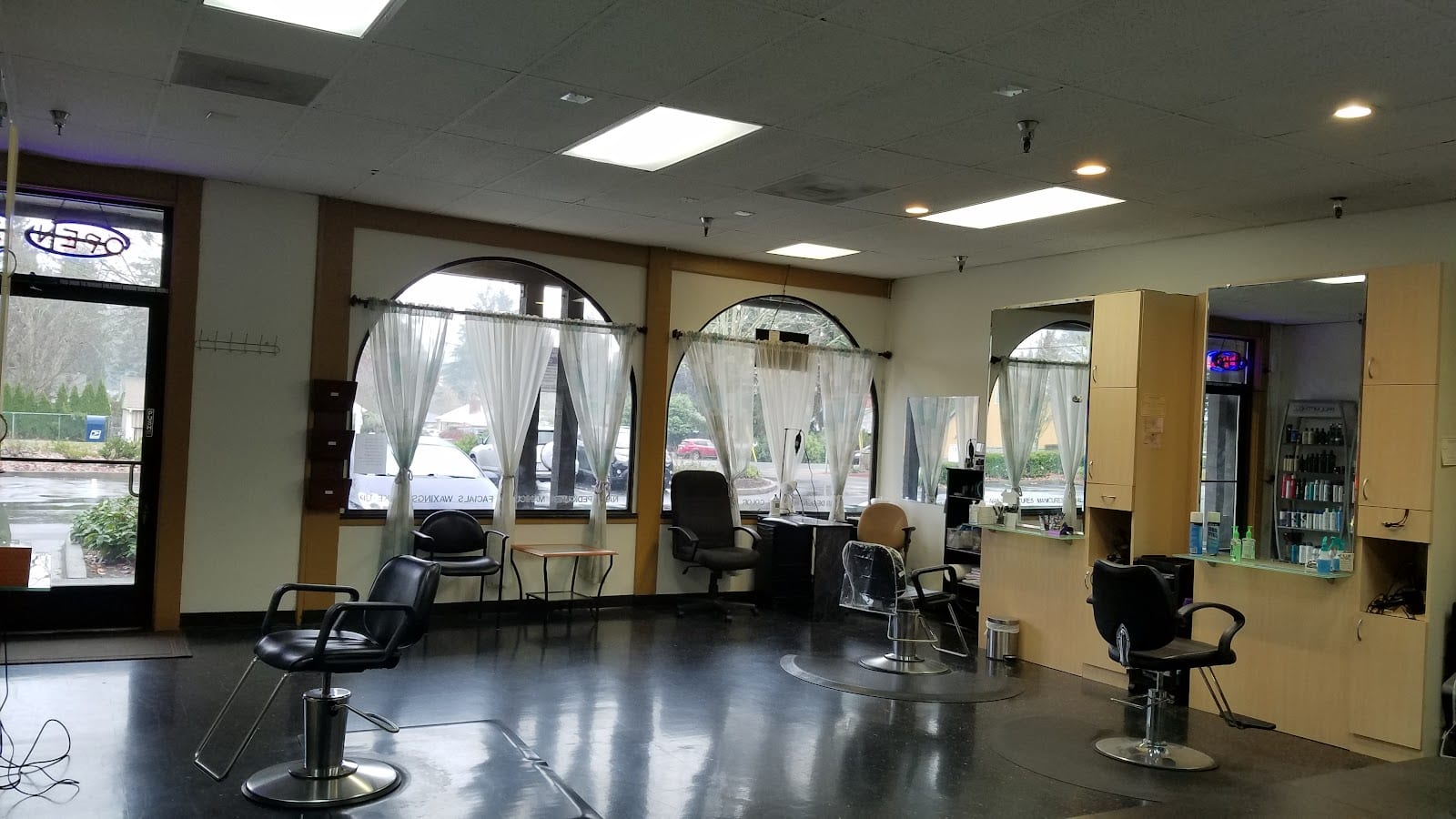 King Stylist Salon