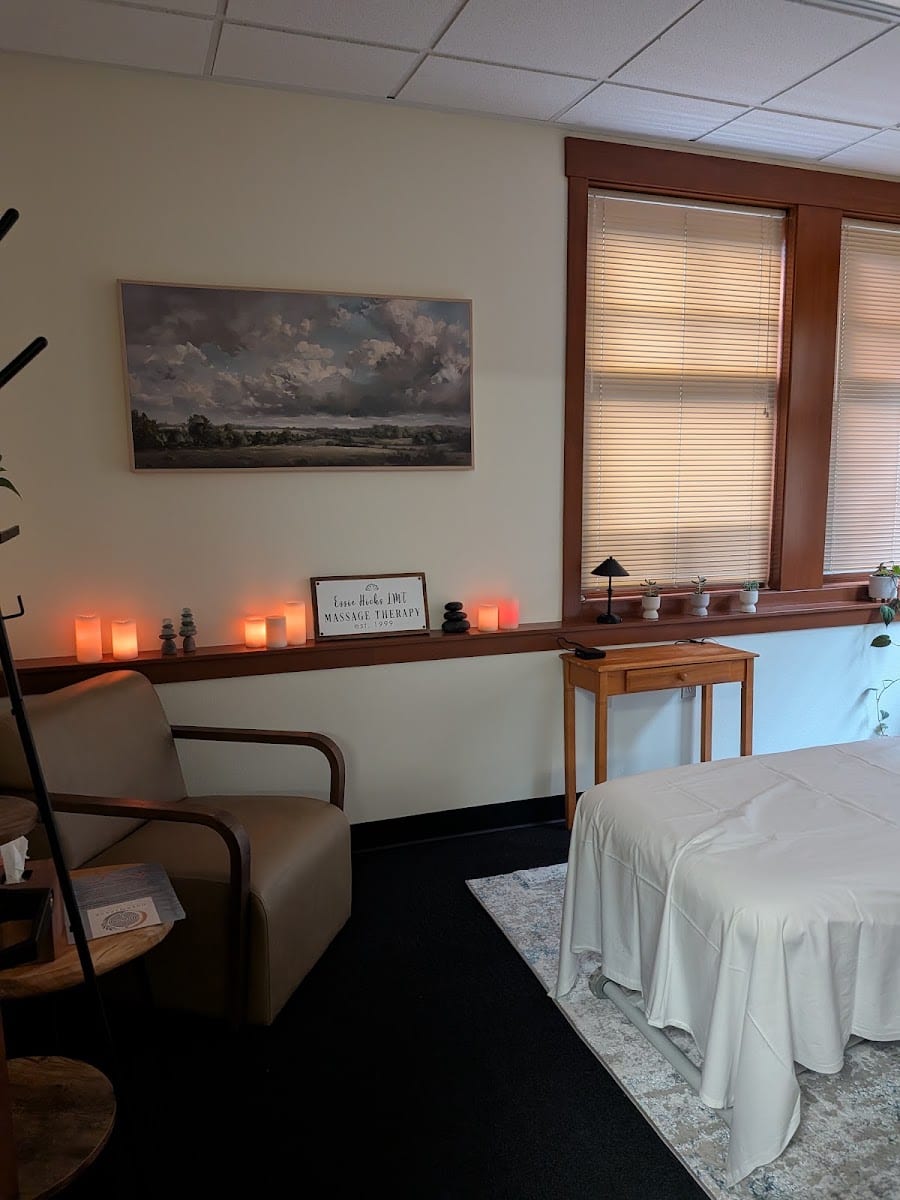 Essie Hicks & Associates Massage and Wellness, photo 2