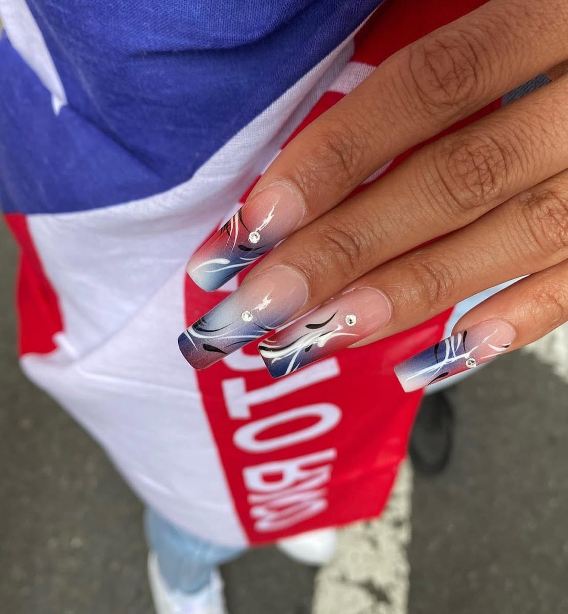 The Nail Jeva, photo 2